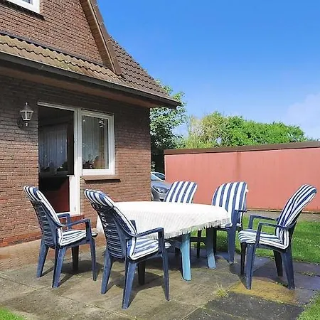 Geraeumige Mit Terrasse In * Bensersiel