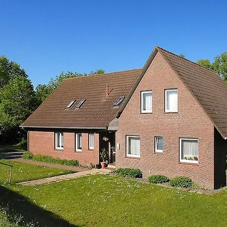 Geraeumige Mit Terrasse In Lägenhet Bensersiel