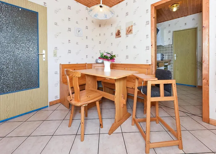 Geraeumige Mit Terrasse In Apartment *